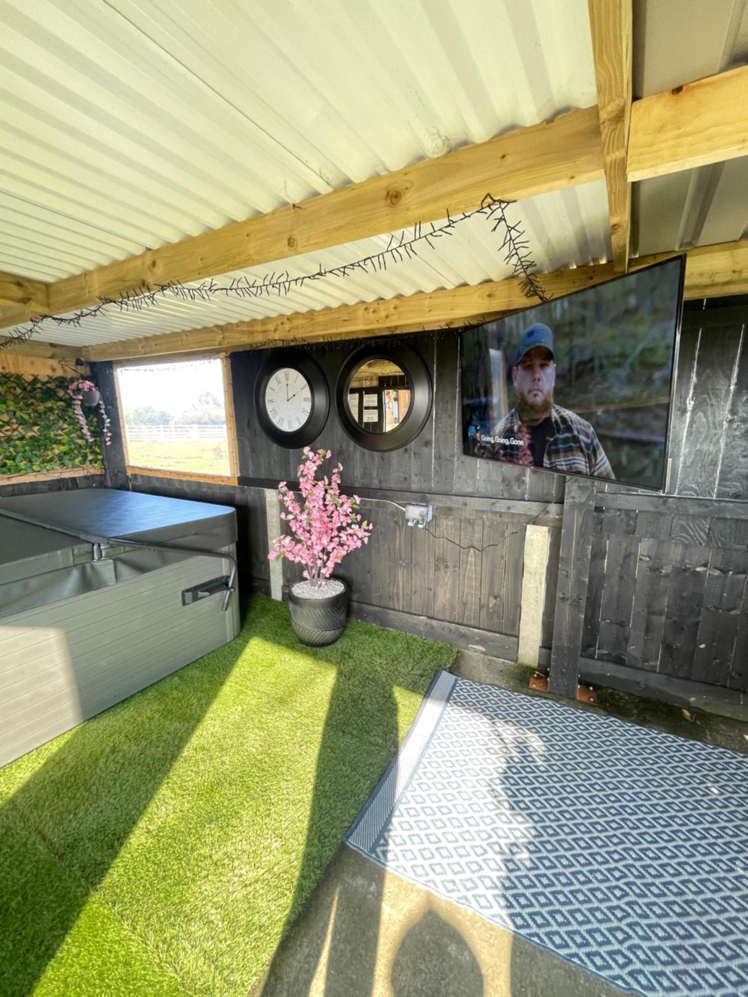 The Lodge Mountain View Log Cabin , Attymass Ballina Boyhollagh Exterior foto